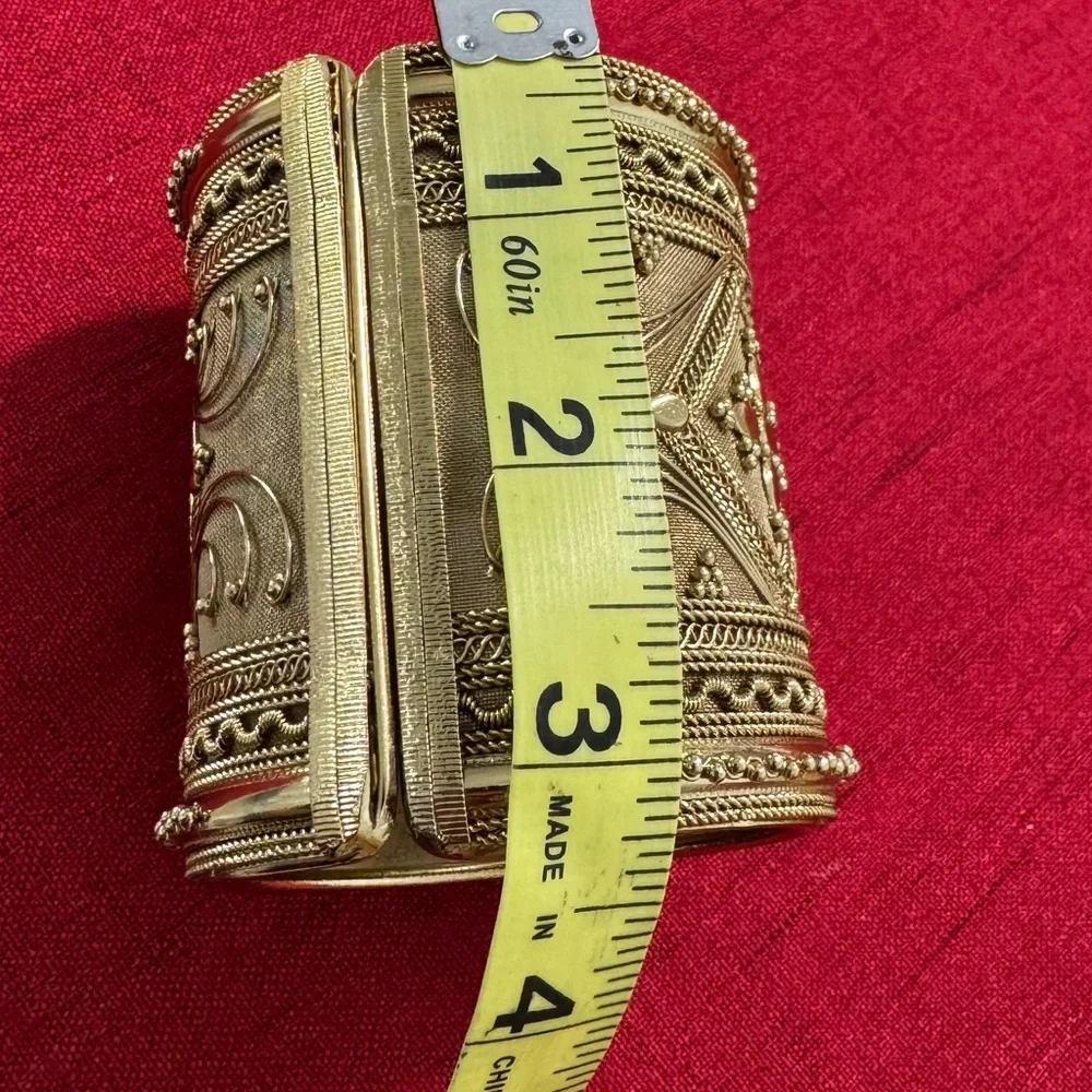 N/A egyptian gold